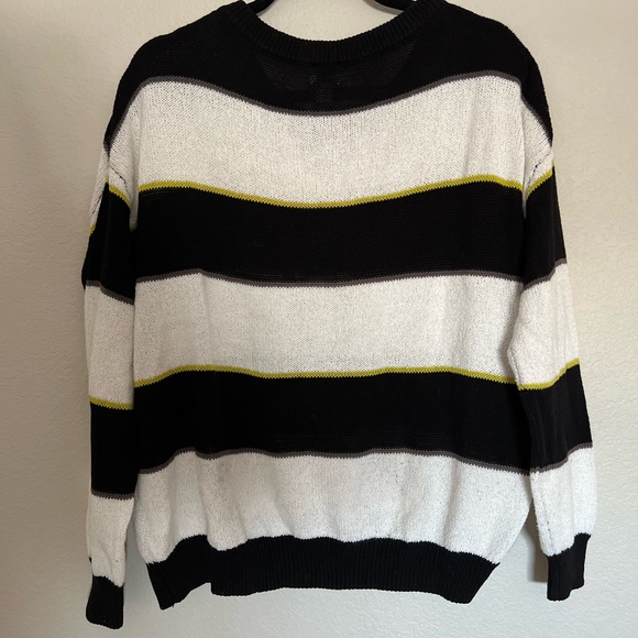 Pre-loved Peyton Jensen black and white striped interest sweater - Picture 3 of 5